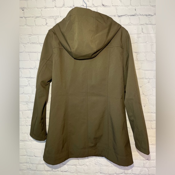 Andrew Marc size large dark olive colored - Picture 2 of 9